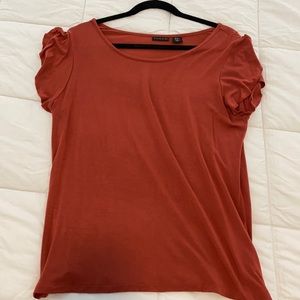 Tahari women’s blouse